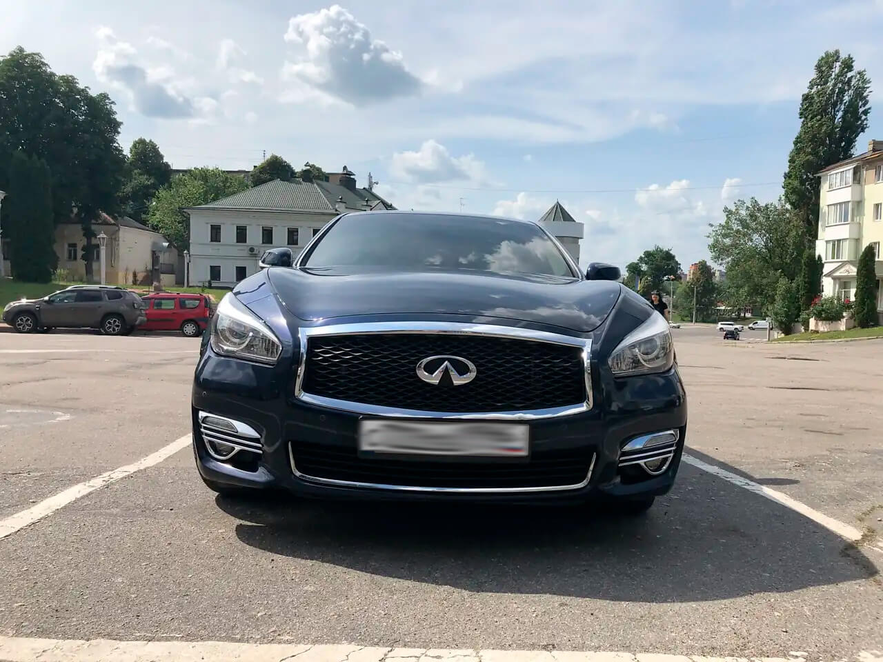 Аренда Infiniti Q70 Аренда Infiniti Q70